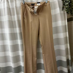 Express Women’s 0R Barely Boot Mid Rise - Creme